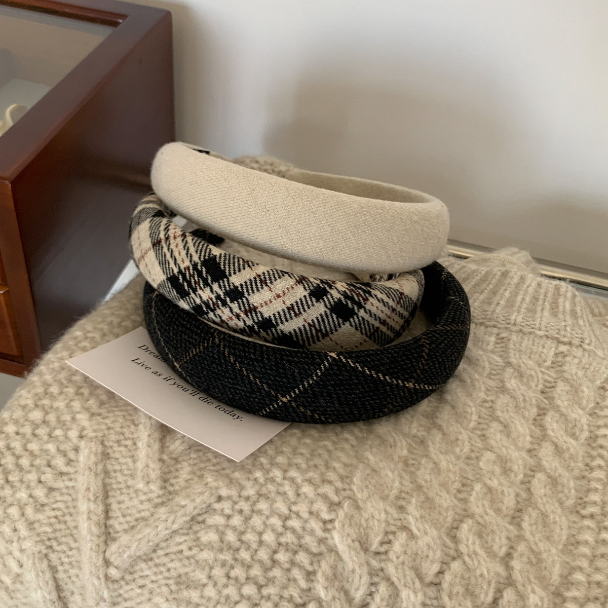 Classic British Style Striped  - Women'S Fashion London 评论和价格