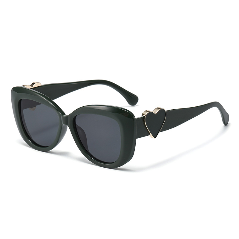 Fashion Ladies Cat Eye Sunglas - Women Fashion Photoshoot 评论和价格